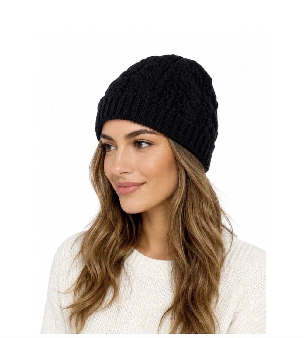 THE NORTH FACE Women’s Cable Minna Fleece Lined Beanie Hat Green Knit OS